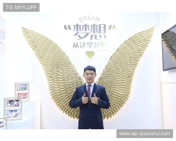 彼得因热爱足球而踏上追逐梦想的青春奋斗之路